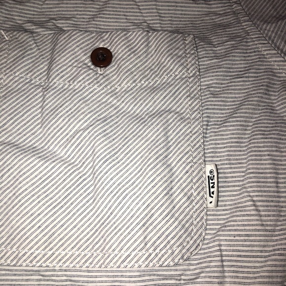 Men’s Vans Striped Long Sleeve Casual Button Up Shirt Size Small Gray - Picture 2 of 7